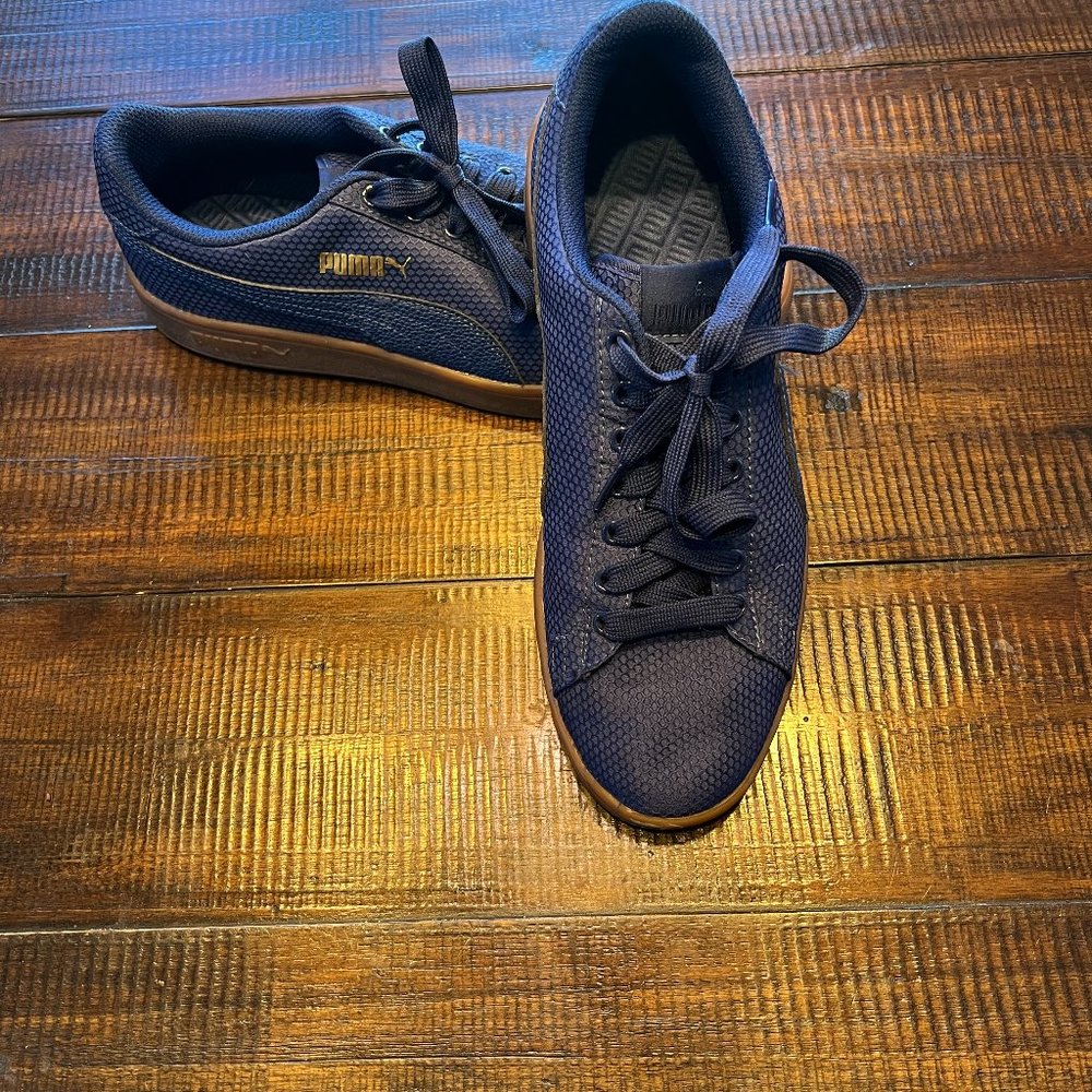 Blue Textured Puma Sneakers Size 9